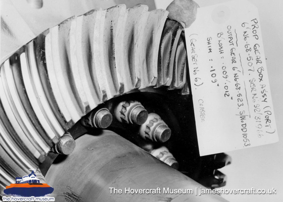 SRN6 close-up details - Driveshaft and gear (credit: The Hovercraft Museum Trust).